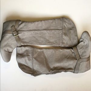 Express Taupe suede boots